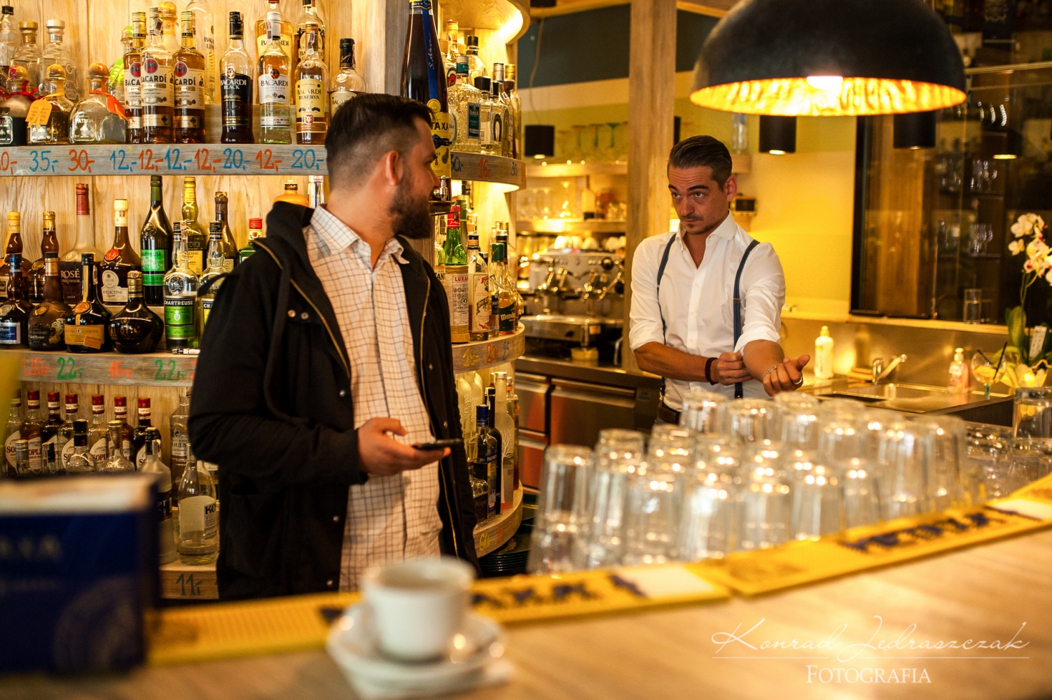 Schweppes premium mixer Bar Max
