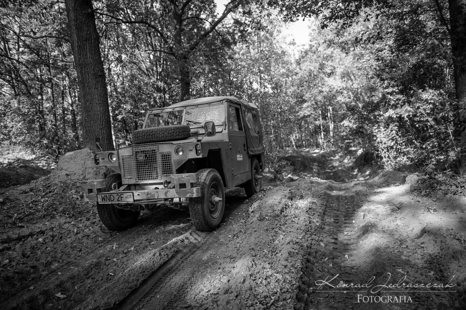 Panzer Farm Zabytkowy Land Rover jazda 4x4 fot.2